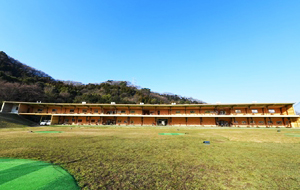 岡山県倉敷市のゴルフ練習場の打席全体イメージ